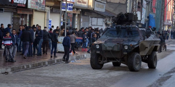 Hakkari'de gerginlik: 20 gzalt