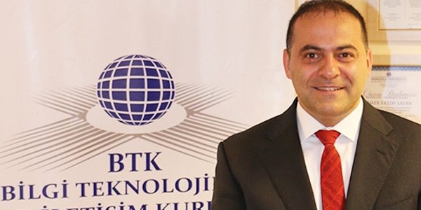 BTK Bakanl'na Dr. mer Fatih Sayan getirildi