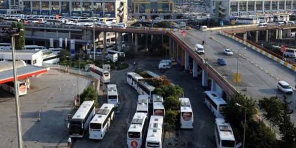 Otobsler, stanbul Otogar'n trafie kapatmay planlyor