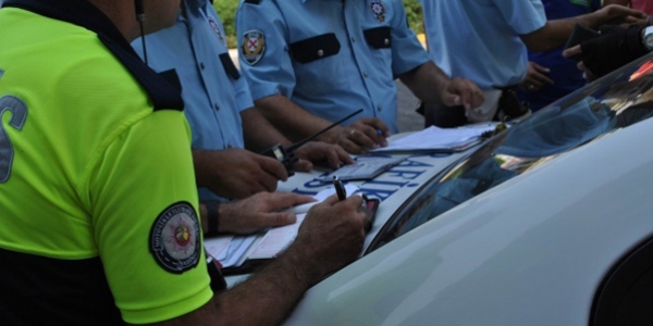 Trafik cezalar e-Devlet'ten renilebilecek