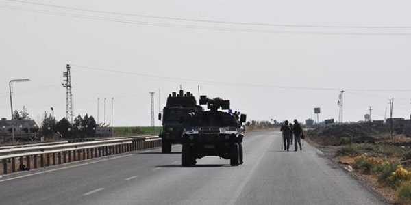 Cizre'de kaymakam saldrdan kl pay kurtuldu!