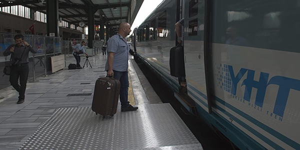 Yksek Hzl Tren'de k tarifesi balyor