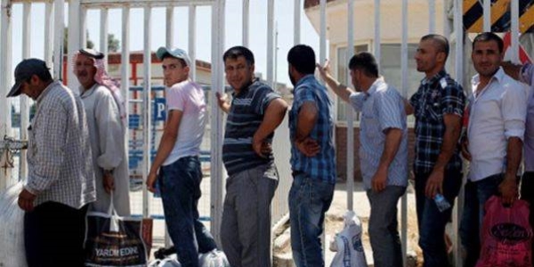 Trkiye'deki yzbinlerce Suriyeliye alma izni yolda