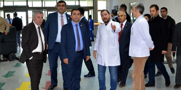 CHP'li doktor milletvekilleri Diyarbakr'da