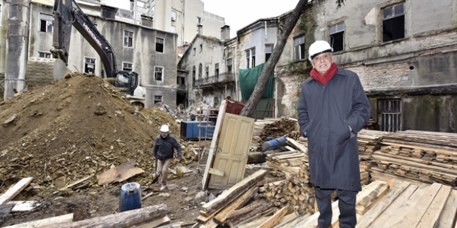 Bu kadar cehalet ancak tahsille olur