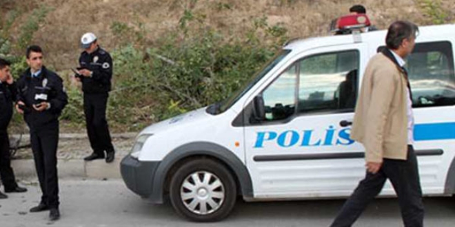 Adana'da polis arac kaza yapt: 2 yaral