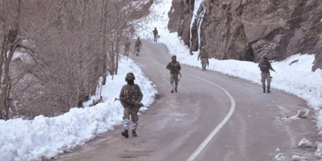 Munzur Vadisi'nde PKK'ya hava destekli byk operasyon