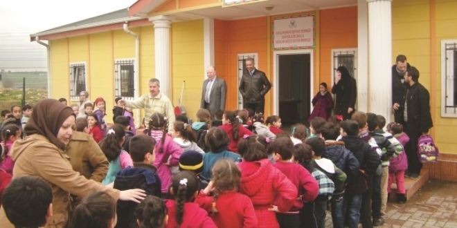 Suriyeliler iin alan okul says 6'ya ykseldi