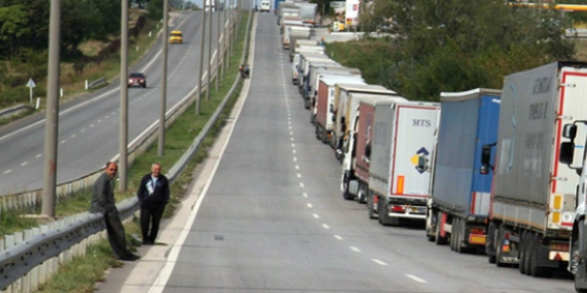 Kapkule snr kapsnda 10 kilometre kuyruk olutu