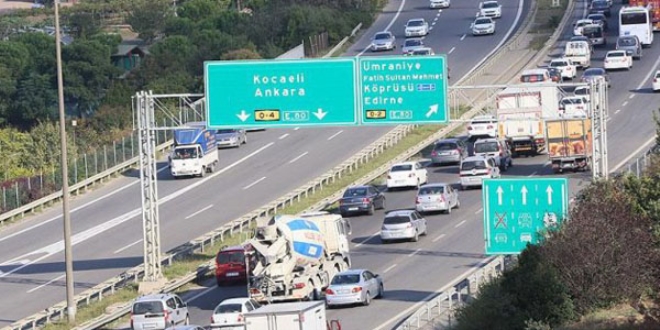 stanbul'da baz yollar trafie kapatlacak