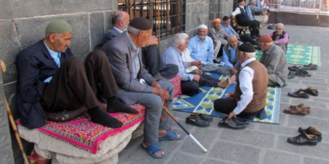 Terristlerden temizlenen Cizre ramazan ayn huzurlu geiriyor