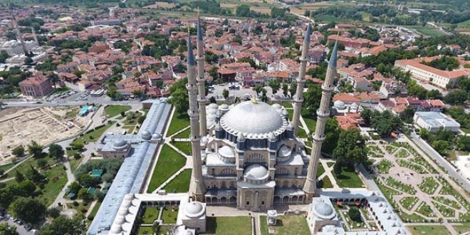 Avrupa'dan gelenleri ilk Selimiye karlyor