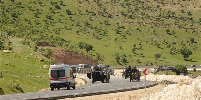 Osmaniye Hasanbeyli'de askeri aracn geii srasnda patlama