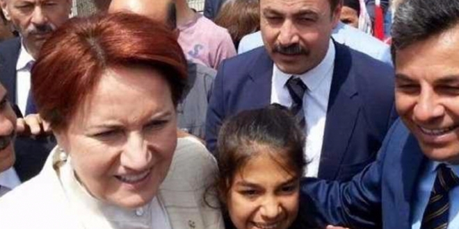 Akener'in ekibindeki Yzba'dan darbe ifresi: Hazrlann yarn kutlama var