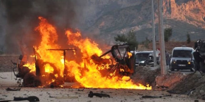 Hakkari'de patlayc ykl ara infilak etti