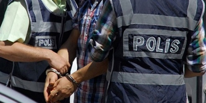 Kocaeli'de adliyeye sevk edilen 18 polis memuru tutukland