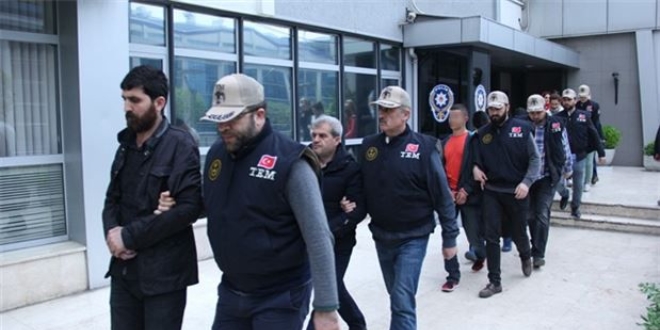 Aksaray'da  FET'den gzalt karar olan 32 kiiden 25'i yakaland