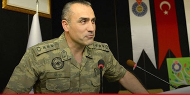 Darbeci Albay: Trakya'da 20 bin asker hazr