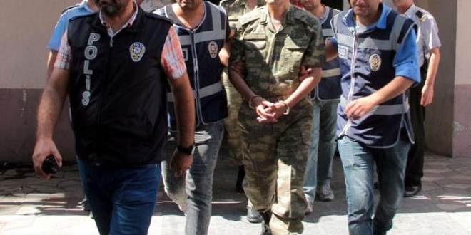 Krklareli'de FET'den 15 askeri personel adliyeye sevk edildi