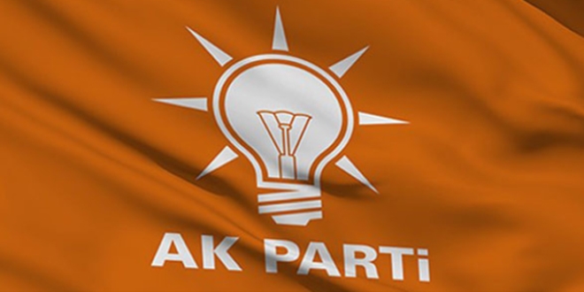 Ak Parti orum l Bakan ve ynetimi istifa etti