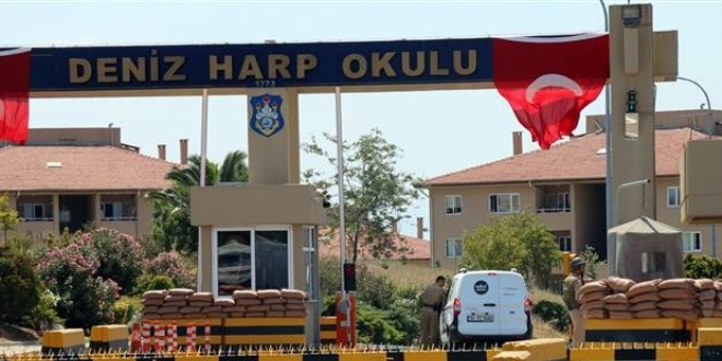 Deniz Harp Okulu Komutanl Dekan Yardmcs yakaland