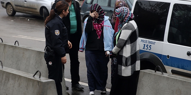 Adana'daki yangnla ilgili gzaltna alnan 3 kii serbest