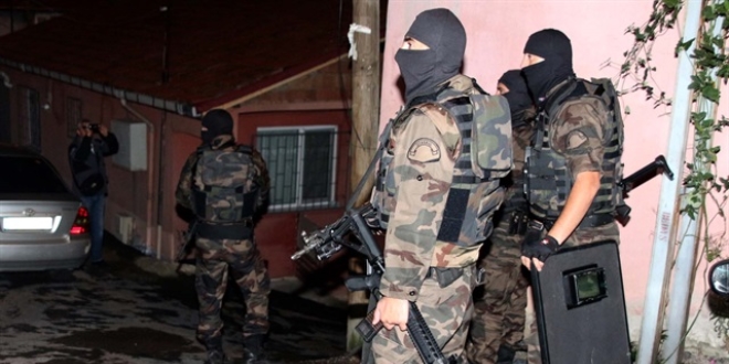 Tunceli'de PKK'ya yardm ve yataklk eden 8 kii yakaland