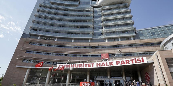 CHP anayasa deiiklii teklifini masaya yatryor