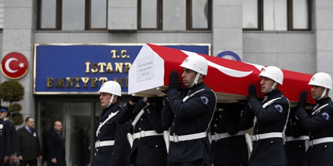 ehit polis memuru, son yolculuuna uurland