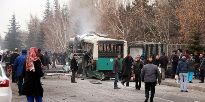 Kayseri'de komandolar yaralarn kendileri sarm