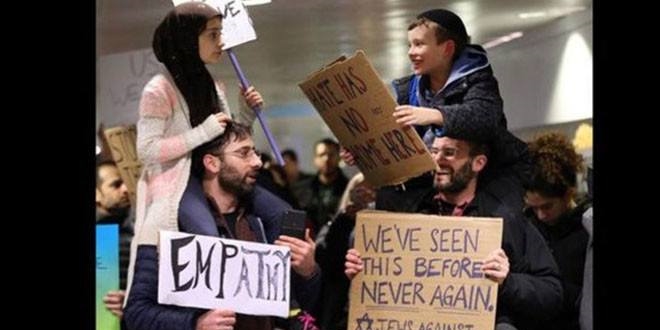 Mslman ve Yahudi ocuklarn protesto fotorafnn hikayesi: Baba Trk kt