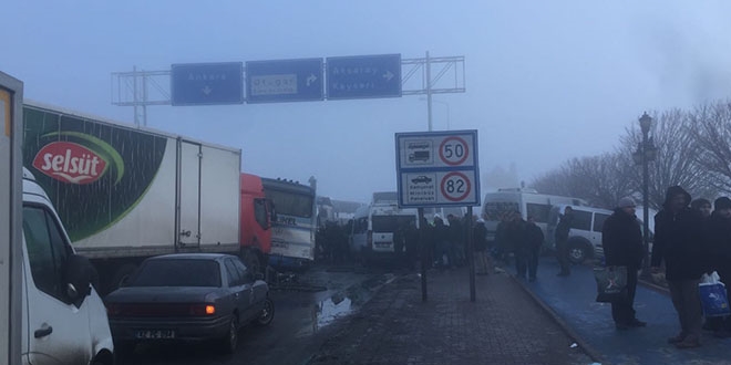 Konya'da zincirleme trafik kazas