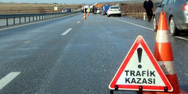 Afyonkarahisar'da trafik kazas: 5 yaral