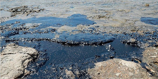 Petrol szntlar sngersi materyalle temizlenebilecek