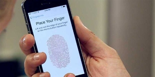 Akll telefonlardaki sensrler gizlilii tehlikeye sokabilir