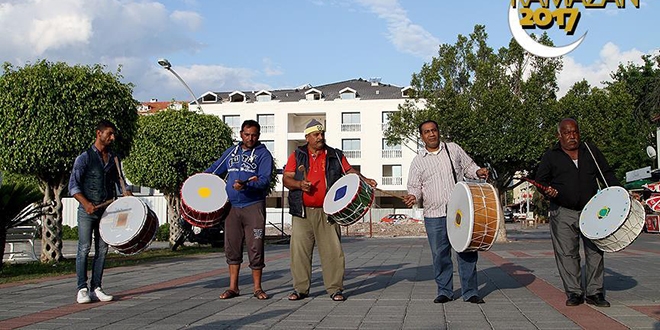 Ramazan davulu yasana 'davullu' tepki