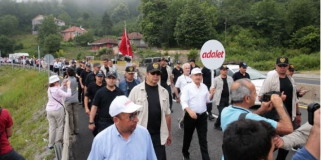 Kldarolu'na Hendek'te hem destek, hem protesto