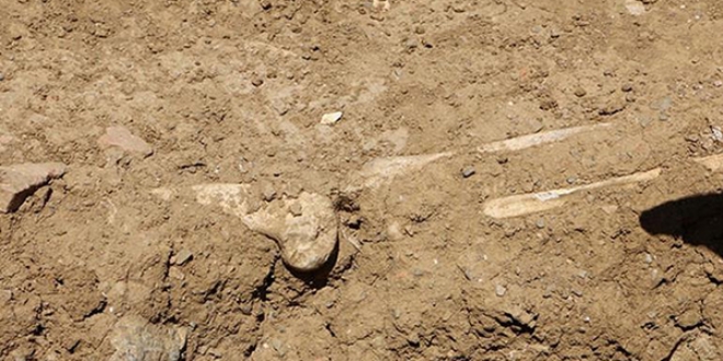 Marmaray kazsnda tarihi mezar kalntlar bulundu