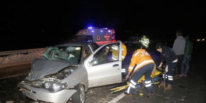 Erzincan'da trafik kazas: 4 yaral