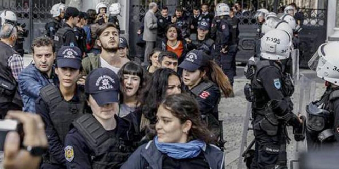 stanbul niversitesi'nde polis mdahalesi: 67 gzalt