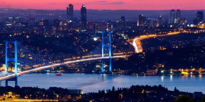 Tarihte bir ilk: stanbul'u 71 bin 300 kii terk etti