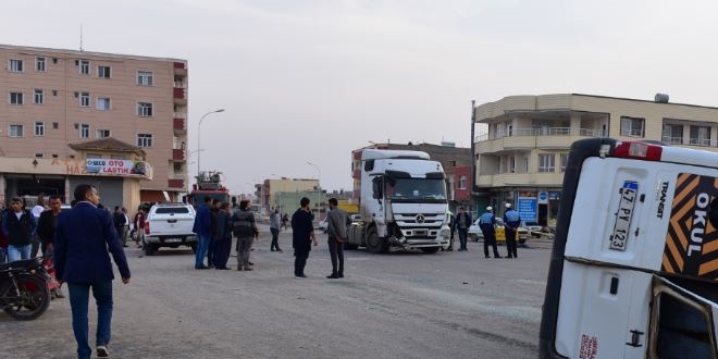 renci servisi kaza yapt: 15 yaral