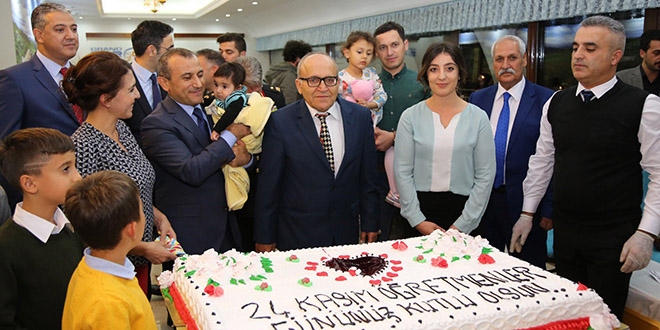 Tunceli Valisi,  24 retmeni Paris'e gnderecek