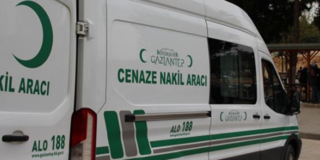 Gaziantep'te trafik kazas: 2 l, 3 yaral