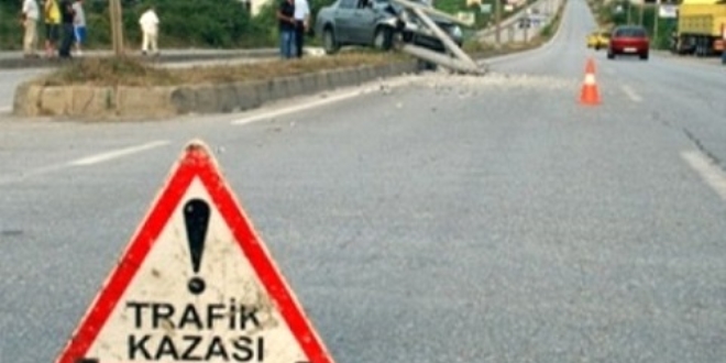 Sivas Ta Trafik Kazası 2 ölü 4 Yaralı Memurlar