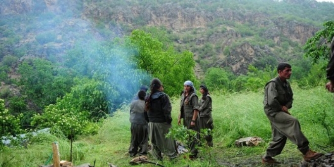 PKK'l terrist 'Binbir surat' Suriye'ye kat
