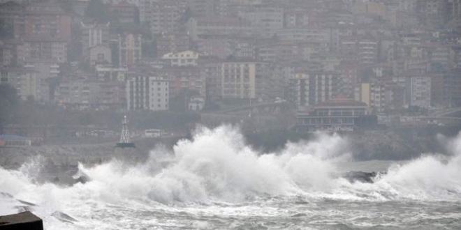 Karadeniz'de yarn frtna bekleniyor