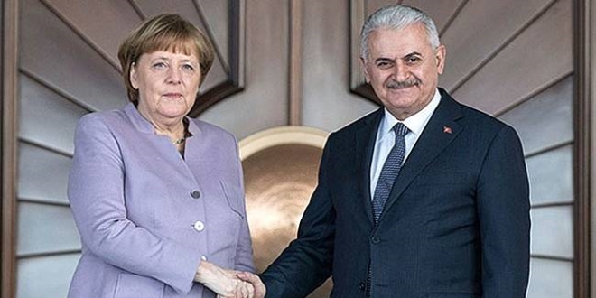 Babakan Yldrm'dan Merkel'e taziye telefonu