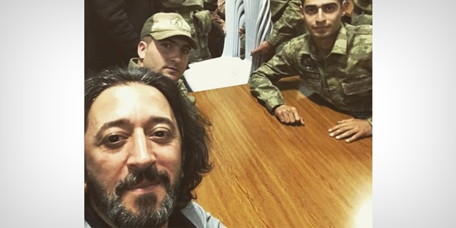 CHP, Mehmetçiğe morale giden sanatçının konserini iptal etti
