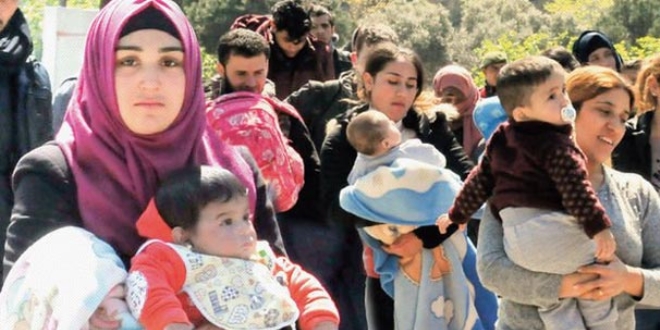 5 ocuklu Suriye'li gmen 7 kez kamaya alt, hepsinde yakaland